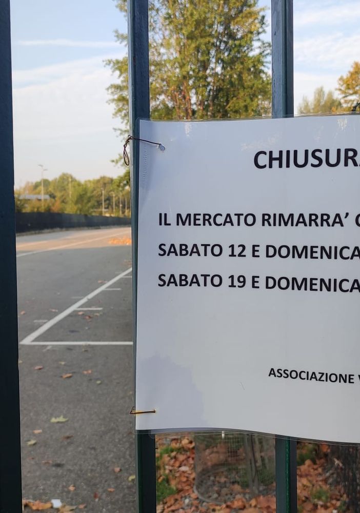 cartello chiusura estiva