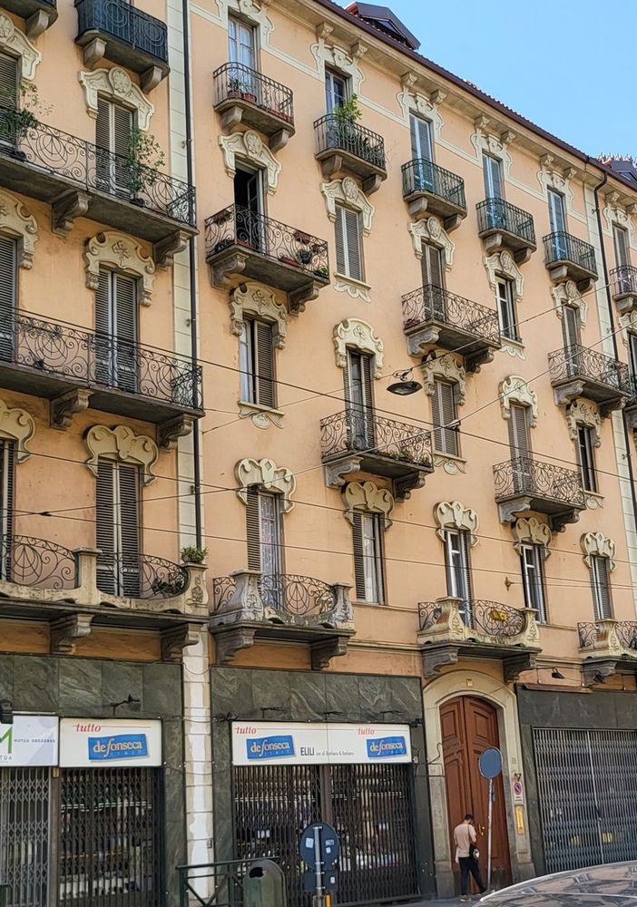 Casa Azimonti a Torino