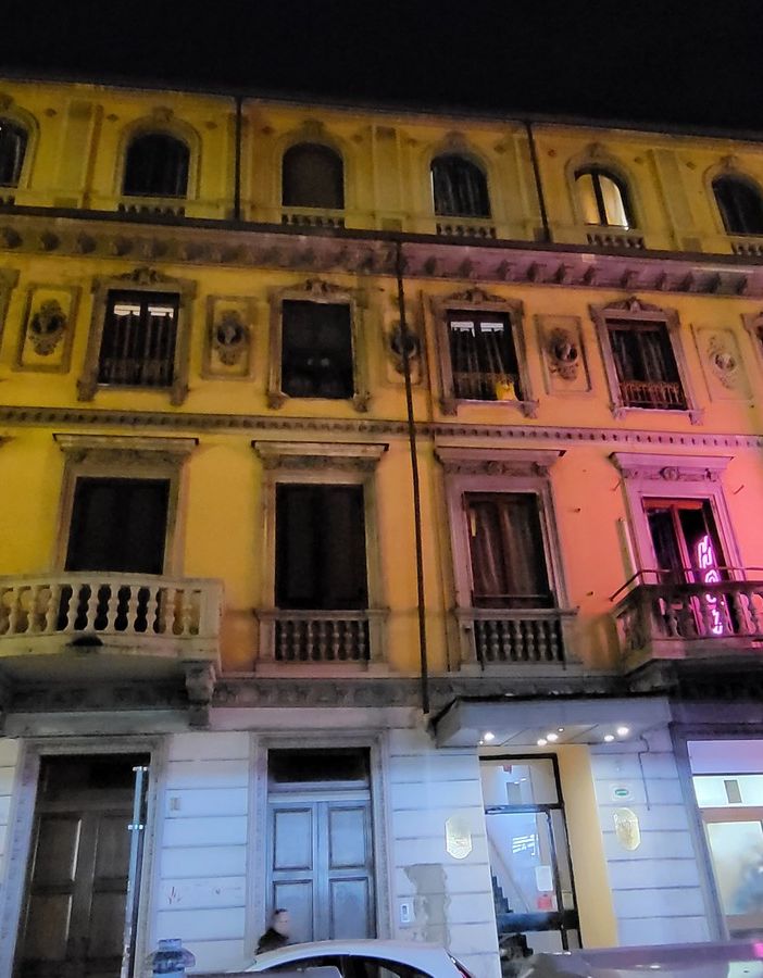 Storia, curiosità e leggende legate a questo edificio sito in via Principe Tommaso