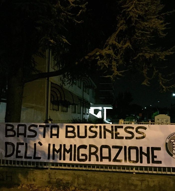 “CasaPound: blitz a Chivasso e Grugliasco contro il business dell’immigrazione”