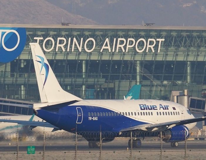 Domenica disagi e limitazioni al traffico aereo per il disinnesco della bomba