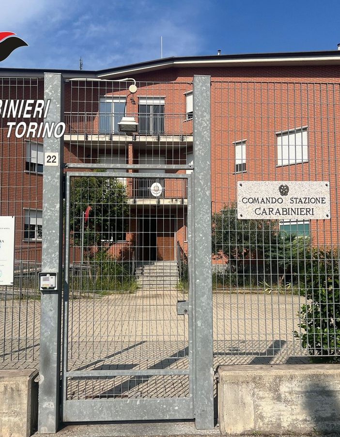 stazione dei carabinieri