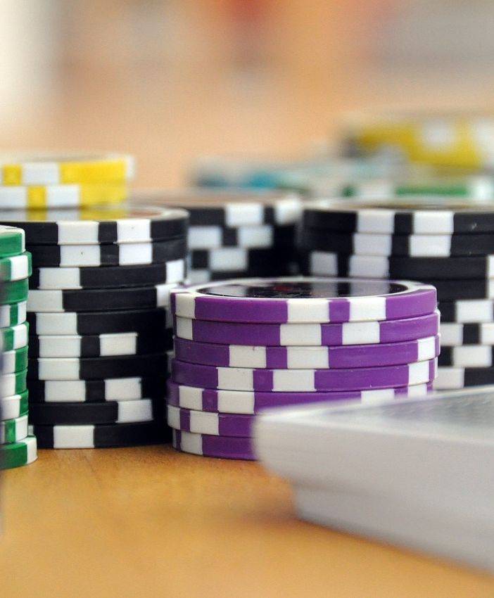 Live dealers nei Casinò online: quando gioco virtuale diventa tangibile