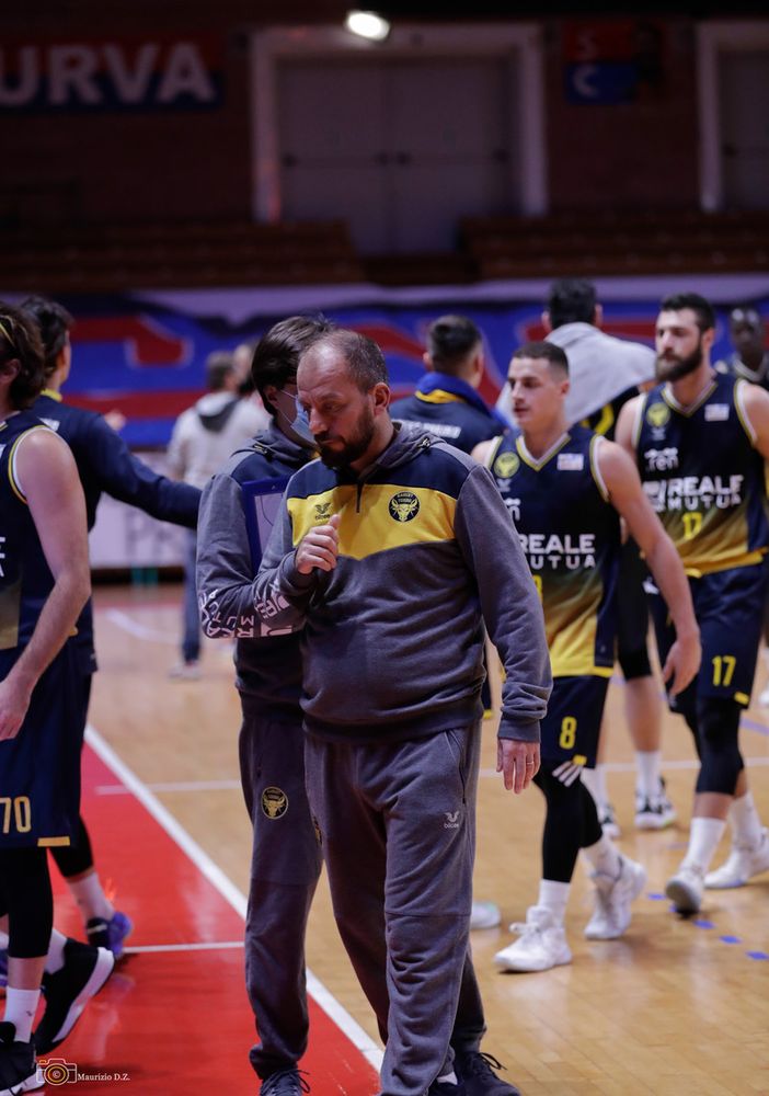 Basket, Reale Mutua domenica a Trapani per ritrovare il dolce sapore della vittoria