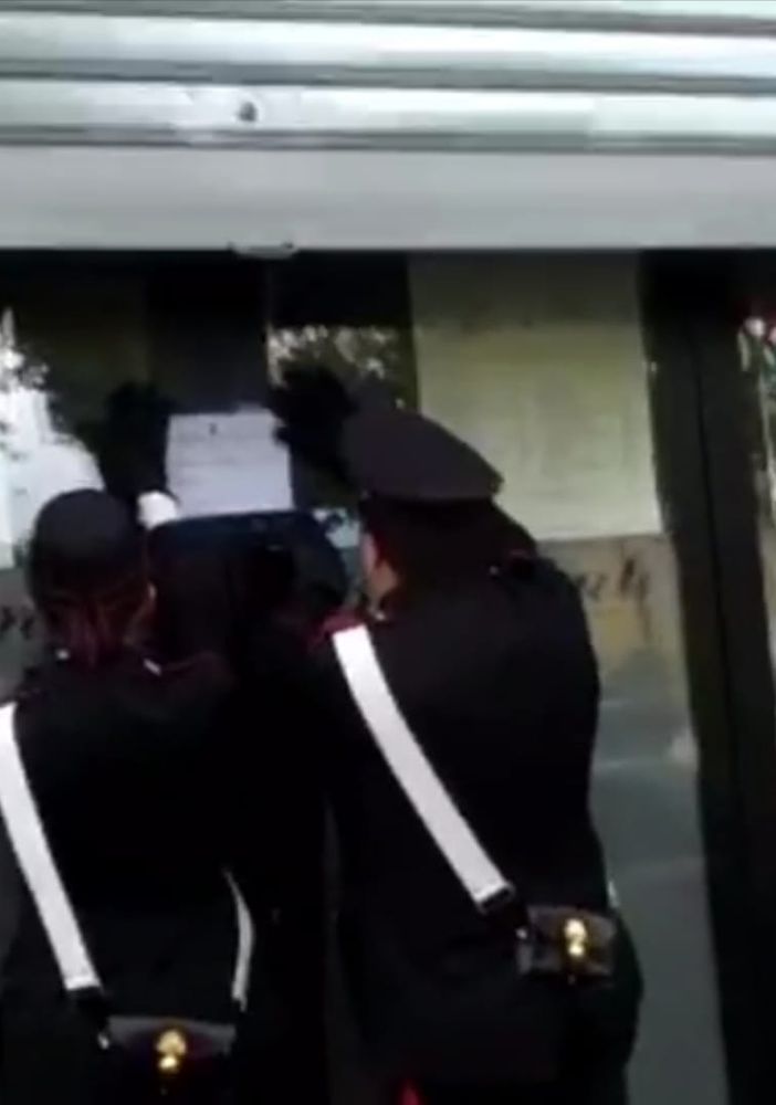 Violenta rissa in un ristorante cinese: i carabinieri arrestano tre persone e chiudono il locale