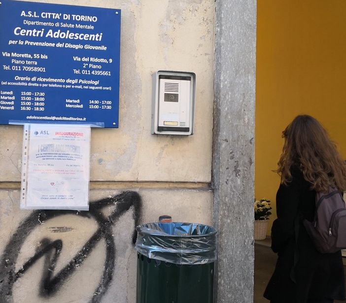 Torino: per adolescenti, genitori e educatori più &quot;ascolto&quot; nei centri di via Moretta e via Ridotto