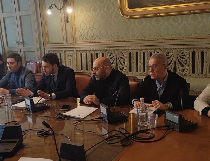 Il centrodestra si compatta contro Lo Russo e Askatasuna: &quot;Così si consegna la Città&quot;