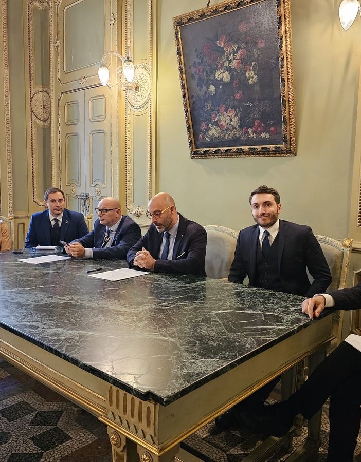 centrodestra contro lo russo