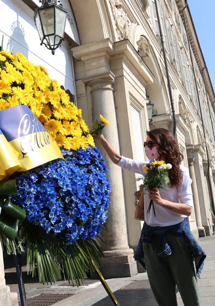 Piazza San Carlo, il dovere di non dimenticare: Torino ricorda la drammatica notte del 3 giugno 2017 [VIDEO e FOTO]