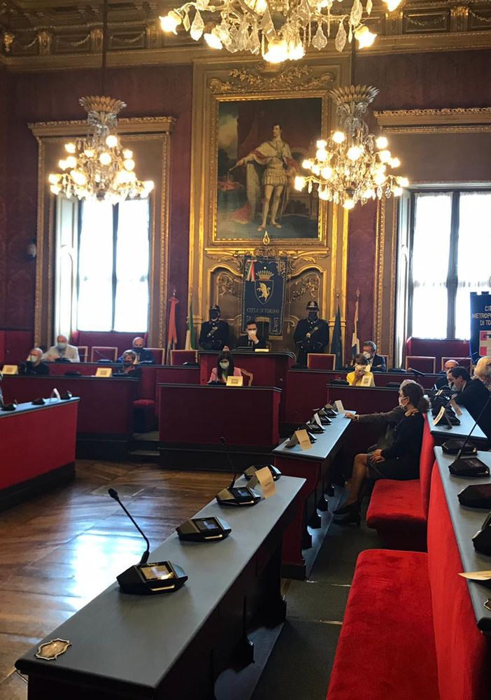 Manca il numero legale, la Sala Rossa &quot;chiude&quot; in anticipo. Pd e Moderati all'attacco: &quot;Maggioranza di Appendino non esiste più&quot;