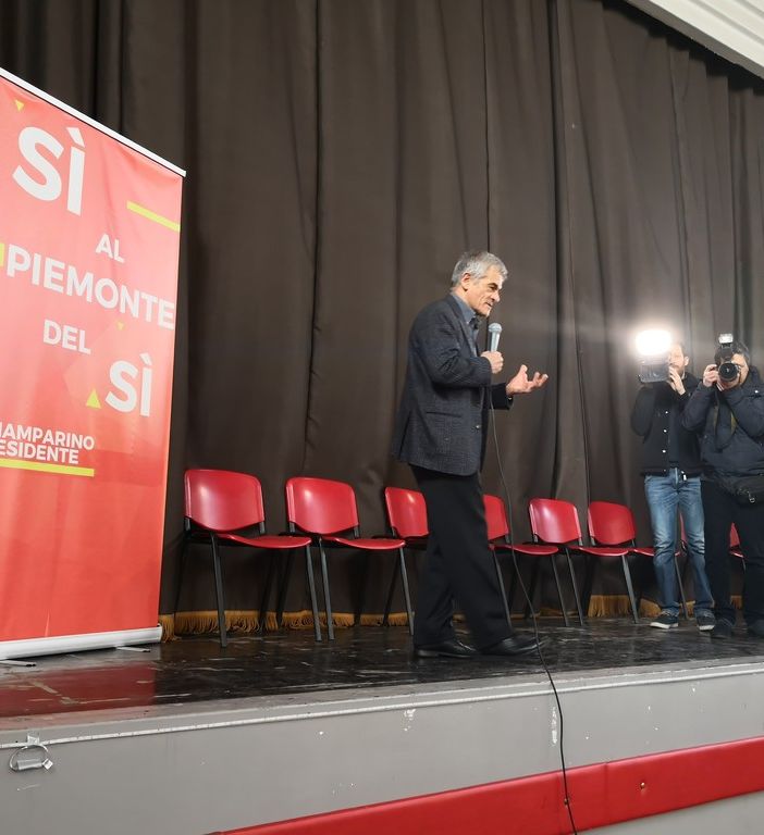 Regionali, Chiamparino presenta il suo manifesto del sì: &quot;Questo ultimo impegno politico della mia vita&quot;