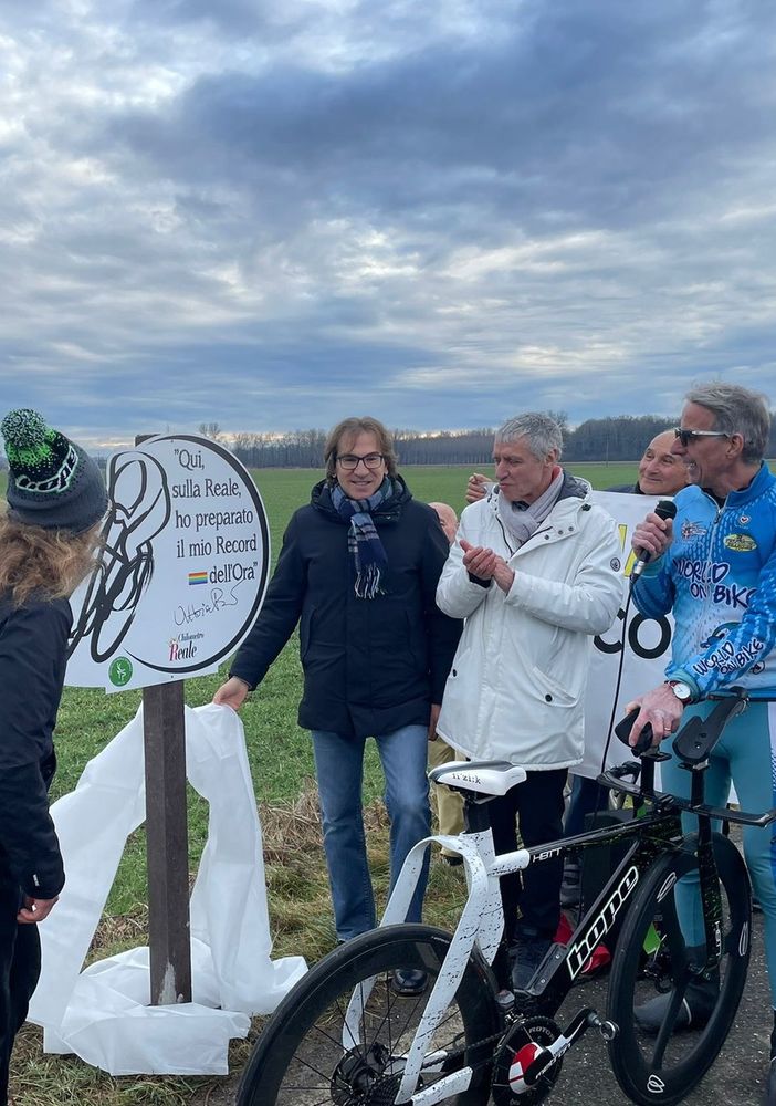 A Stupinigi il &quot;chilometro reale&quot; della campionessa dell'ora Vittoria Bussi