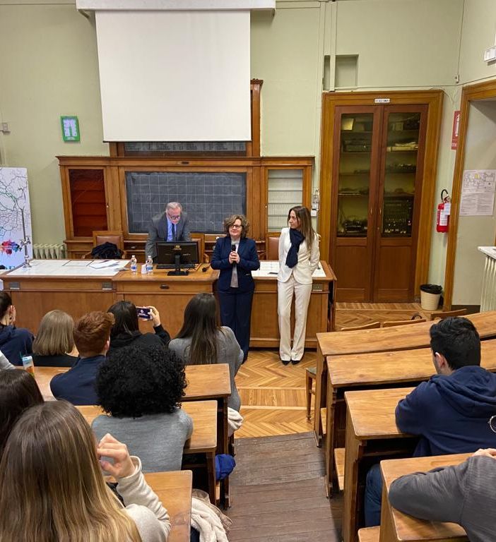 L'assessore Chiorino attacca la ministra Azzolina: &quot;Sul decreto scuola assente ingiustificata, si dimetta&quot;