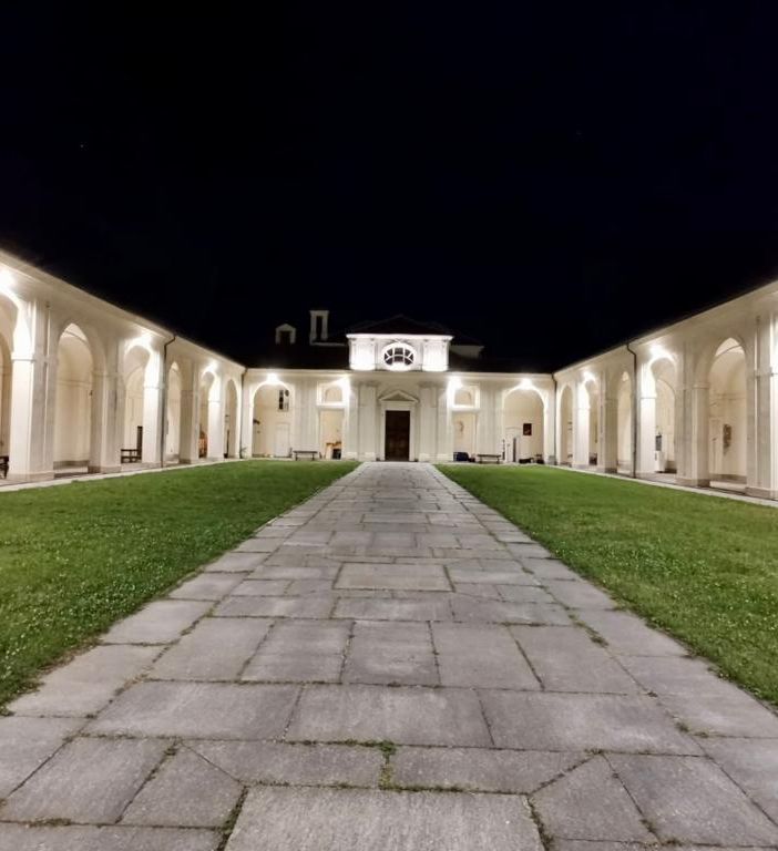 E/state in Svincoli torna domani sera con Plenilunium, la luna e la scienza