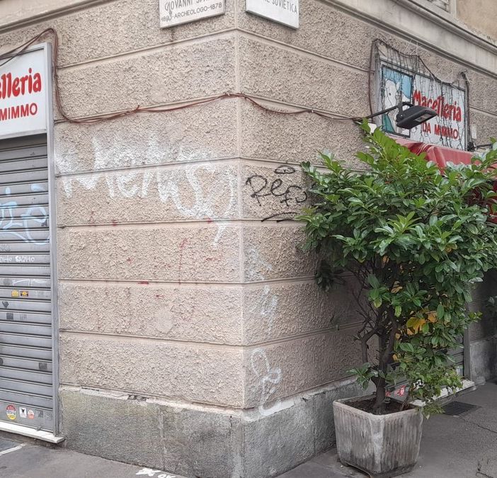 serrande abbassate macelleria