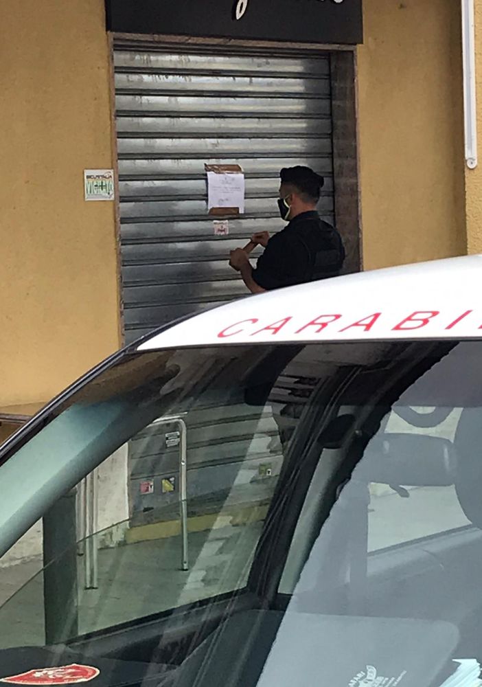 Moncalieri, chiuso per cinque giorni un bar per inosservanza delle disposizioni anticoronavirus