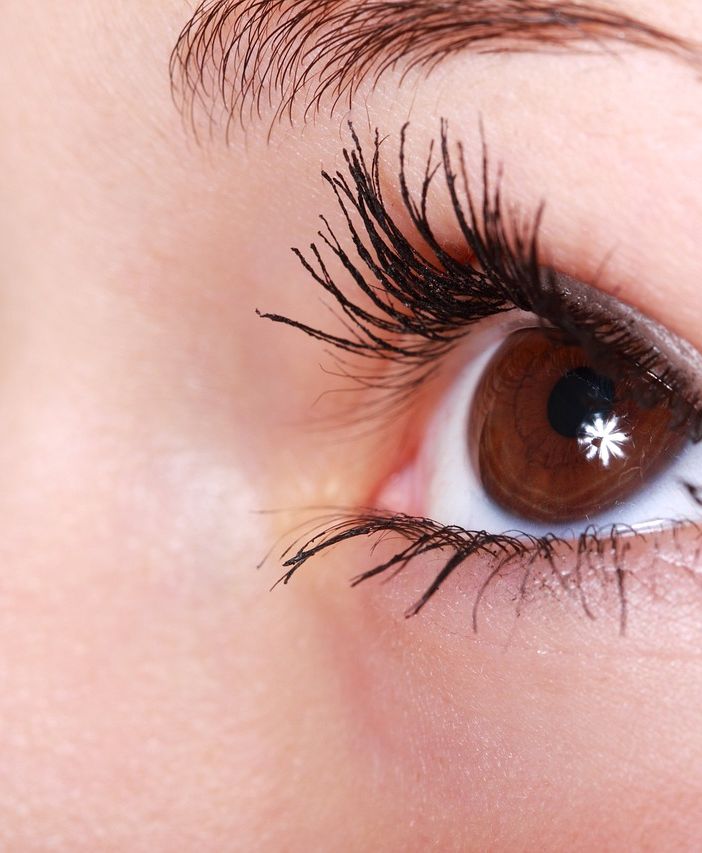 Trucco semipermanente e tecnica a pelo
