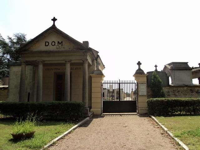 Coronavirus, da oggi a Nichelino riapre il cimitero. E dal 4 maggio il parco del Boschetto