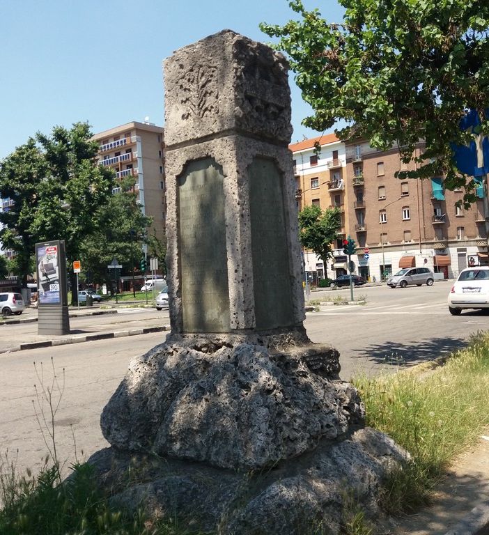Il cippo dimenticato di piazza Bengasi: sì al suo recupero storico e culturale