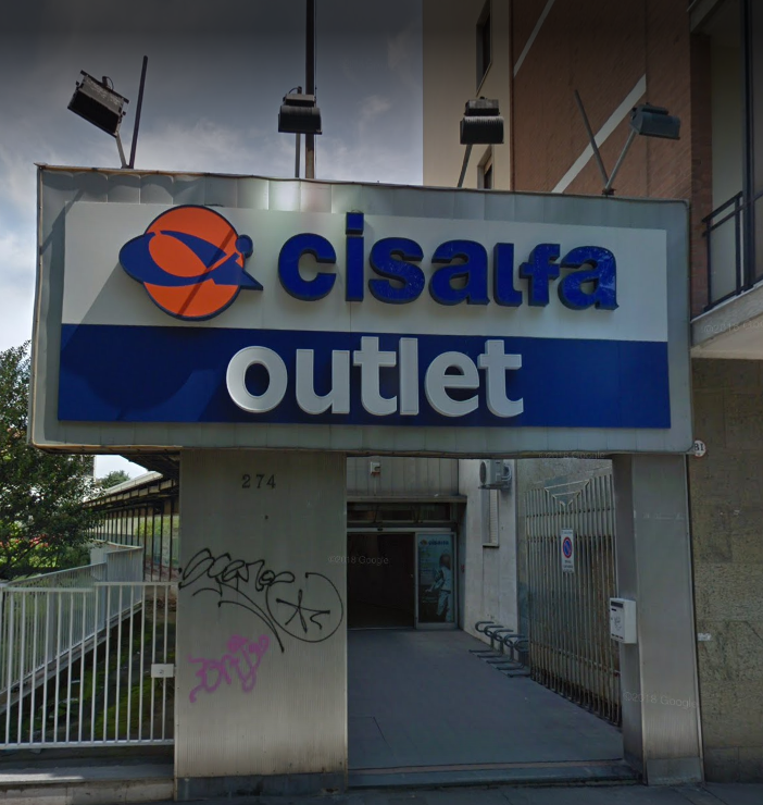 Chiude Cisalfa di corso Peschiera, l'ira dei sindacati: &quot;Azione unilaterale e inaccettabile&quot;