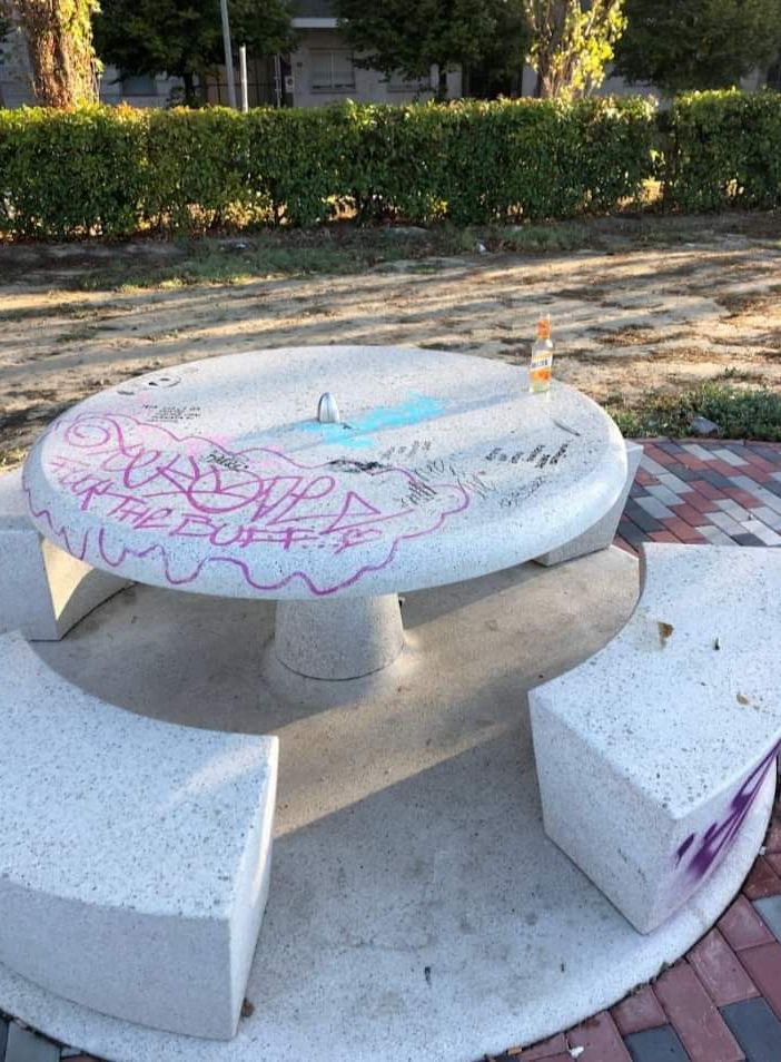 clessidra verde vandali