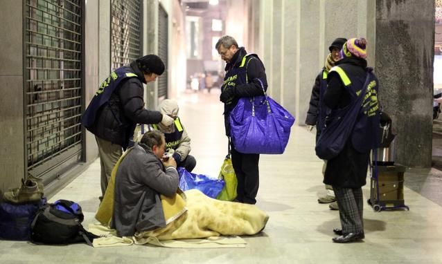Clochard Cavallerizza Reale, Schellino: &quot;Li aiuteremo, ma non avranno canali privilegiati&quot;