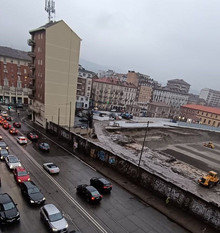 Telecamere bus corso Sommeiller, diminuiti del 70% i passaggi vietati di auto