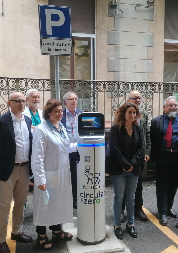 Il Mauriziano salva la vita anche al pianeta: è il primo ospedale in Italia con colonnine di ricaricare per mezzi elettrici