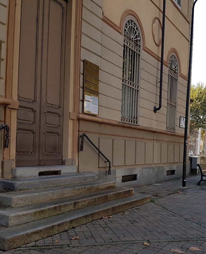 Brandizzo, i consiglieri Deluca e Multari all'attacco:&quot;Ogni cittadino ha un debito di 430 euro&quot;