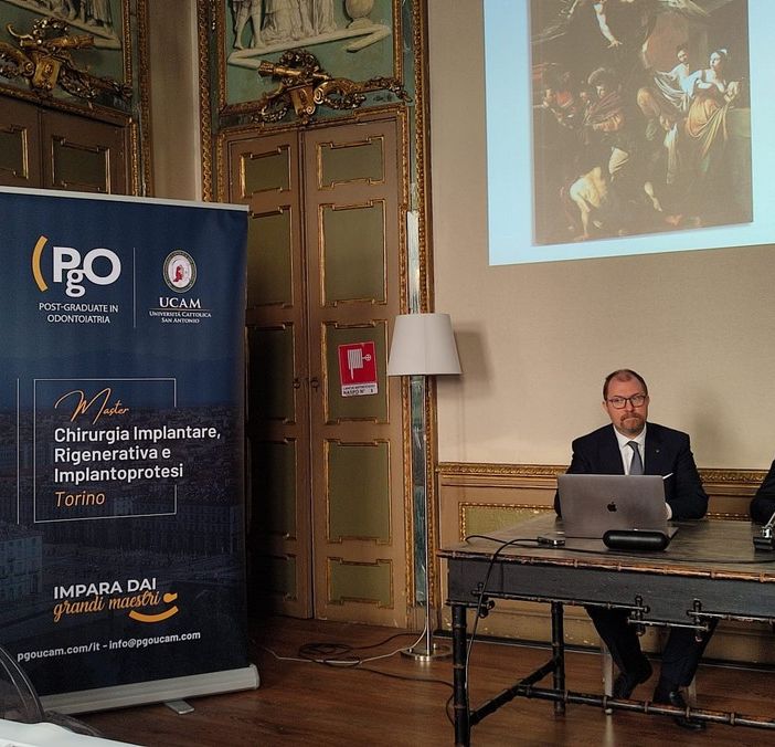 A Torino arriva il master che fa &quot;ritrovare il sorriso&quot; a chi non può permetterselo: lanciato il progetto “Denti fissi per tutti”