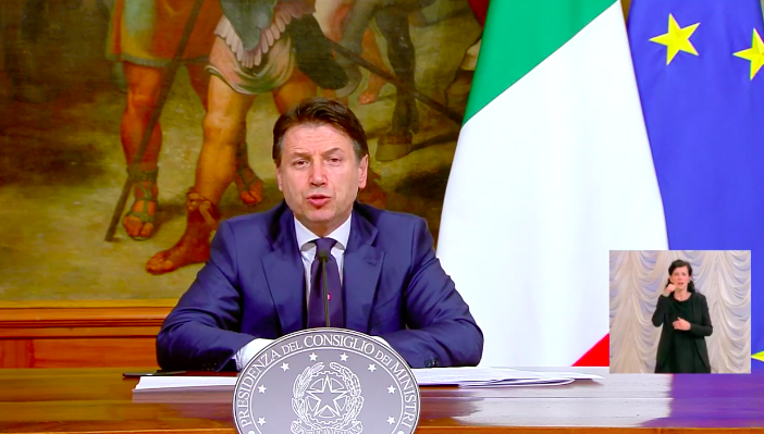Conte: &quot;Misure restrittive prorogate fino al 3 maggio: dal 14 aprile aperti cartolibrerie e negozi per neonati&quot;