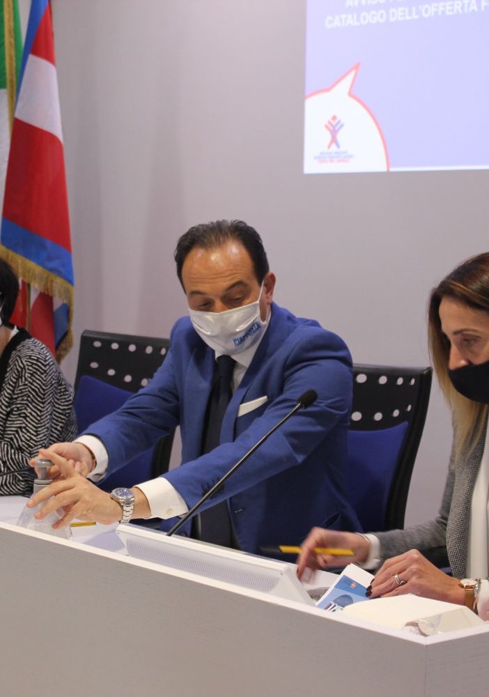 Piemonte contro i &quot;furbetti&quot; del reddito di cittadinanza: &quot;Segnalato all'Inps chi rifiuta formazione&quot;