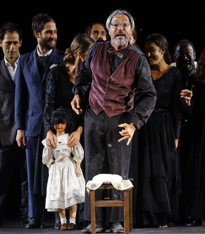 La memoria dei defunti prosegue al teatro Carignano, al debutto &quot;Pupo di zucchero&quot; di Emma Dante