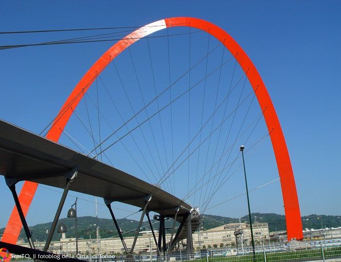 Luce in fondo al tunnel per l'illuminazione della Passerella Olimpica