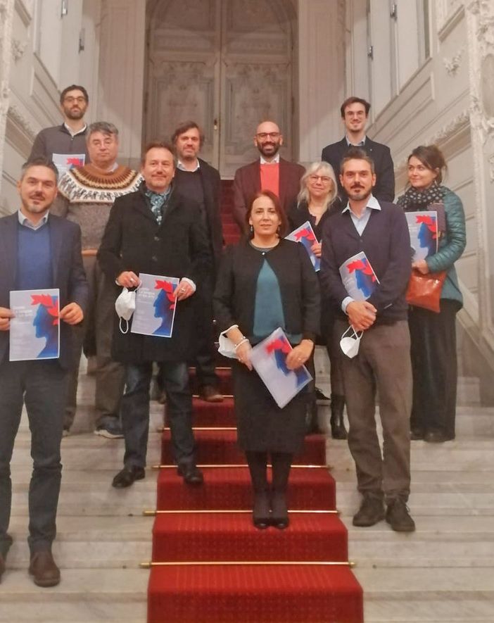 Un momento degli incontri di Nizza a cui ha partecipato Davide De Luca, direttore della Fondazione Artea