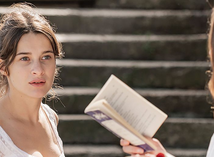 In foto, &quot;Une jeune fille qui va bien&quot;