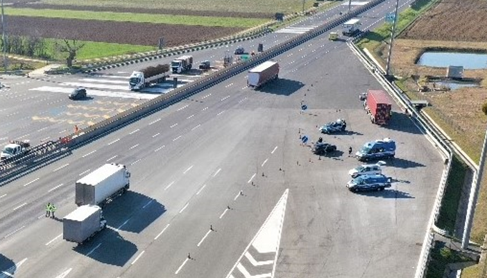 agenti della Polizia stradale