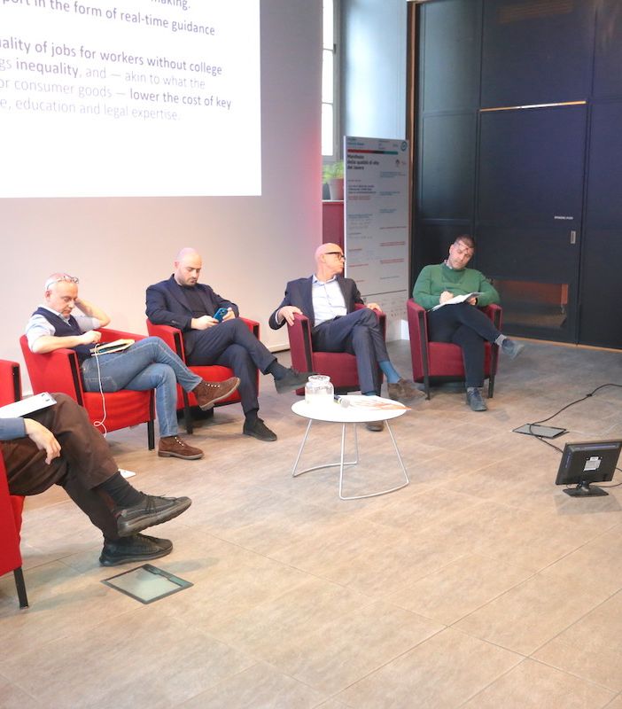 L’intelligenza artificiale ci farà vivere bene? Dipenderà da politica e datori di lavoro