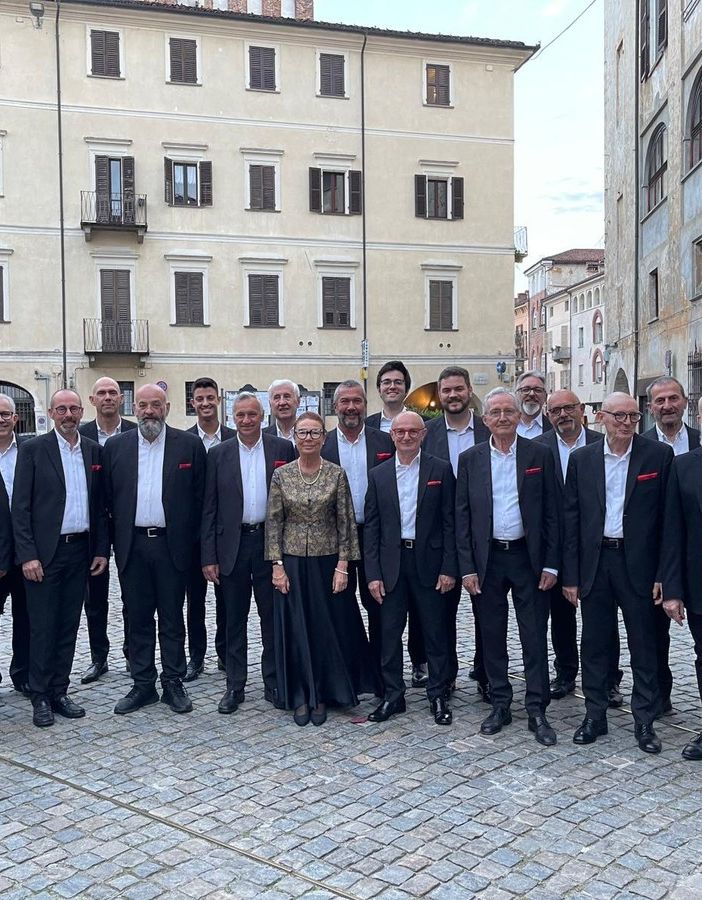 A Carignano il concerto di fine estate del coro del maestro Ettore Galvani