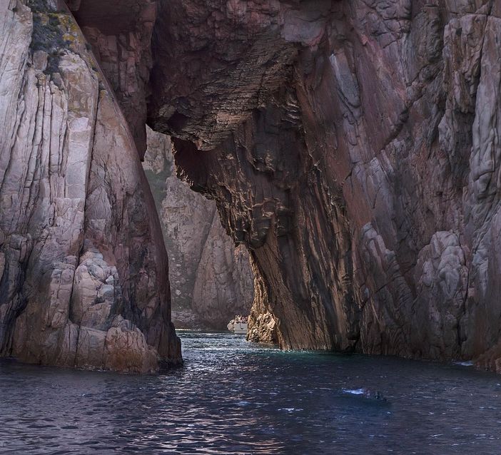 Visitare la Corsica: traghetti, mete e consigli di viaggio