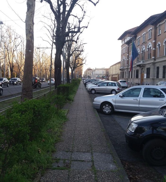 Corso IV Novembre, 60 posti auto recuperati. &quot;Strisce blu? Possibile soluzione al problema parcheggi&quot;