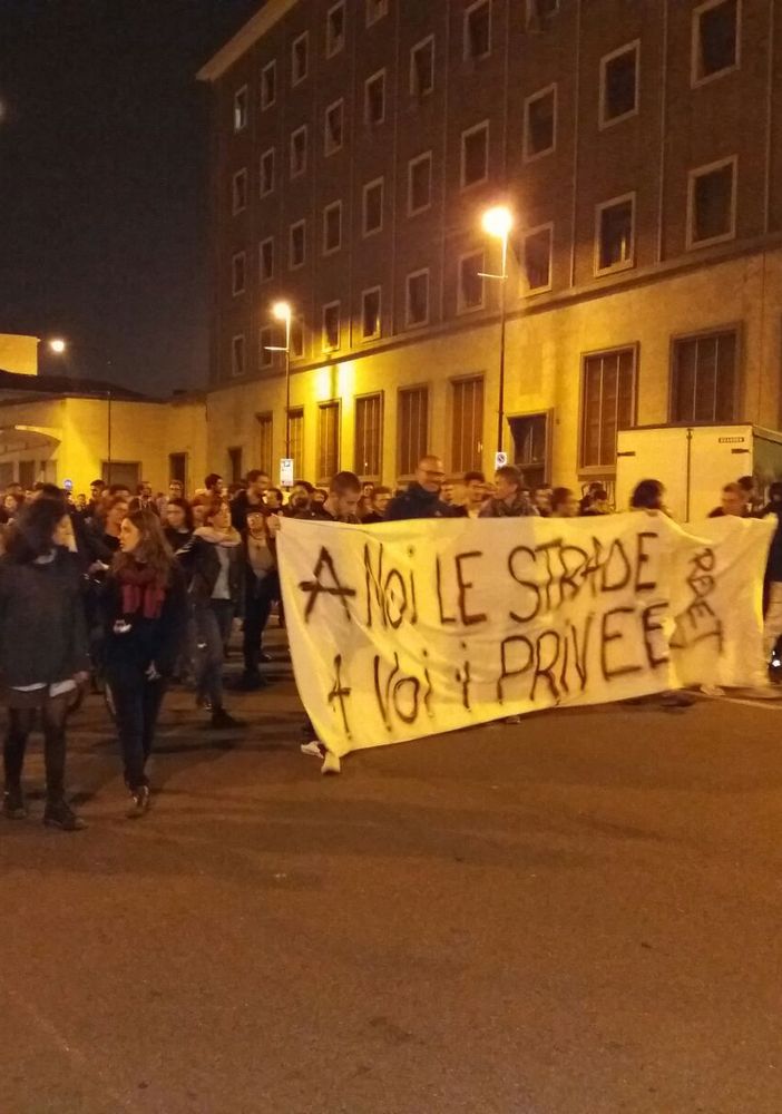Fratelli d'Italia: &quot;G7, il corteo danneggia la città, mentre Appendino è sparita&quot;