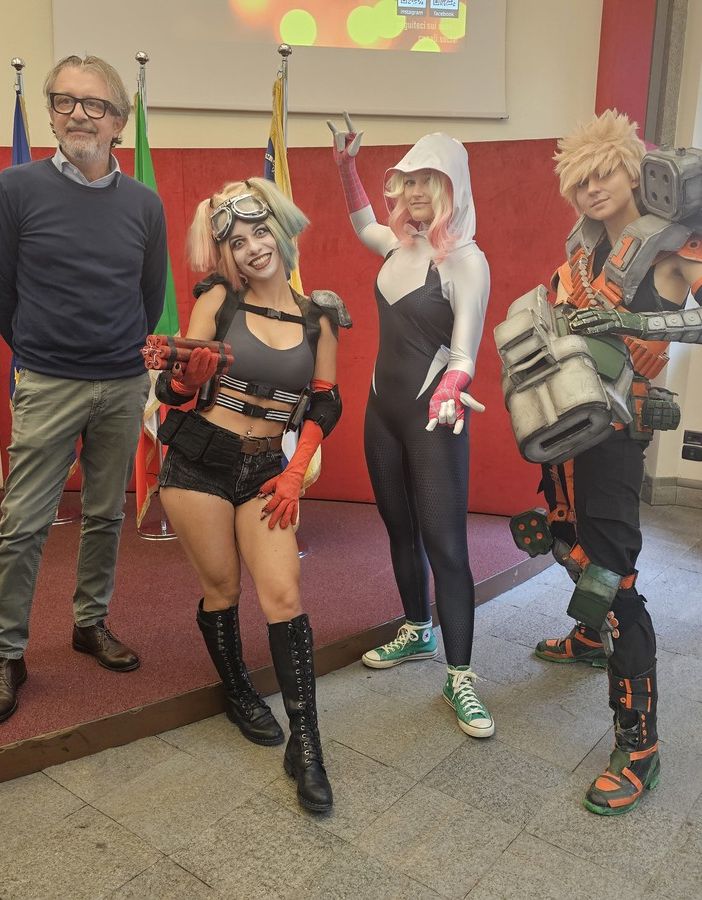 Spider Gwen e Goku di corsa per aiutare i bimbi cardiopatici: domenica torna la Cosplayer Run