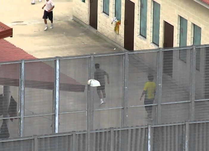 Il CPR di corso Brunelleschi verso la riapertura, ma la Circoscrizione è contraria: &quot;È peggio di un carcere&quot;