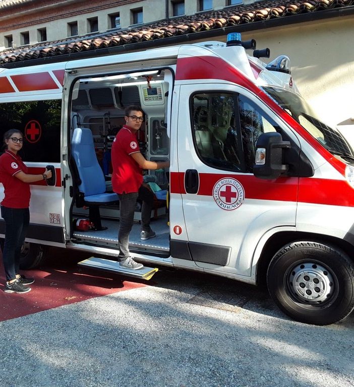Disavventura per un'anziana di Nichelino malata di Alzheimer, la salvano i volontari della Croce Rossa