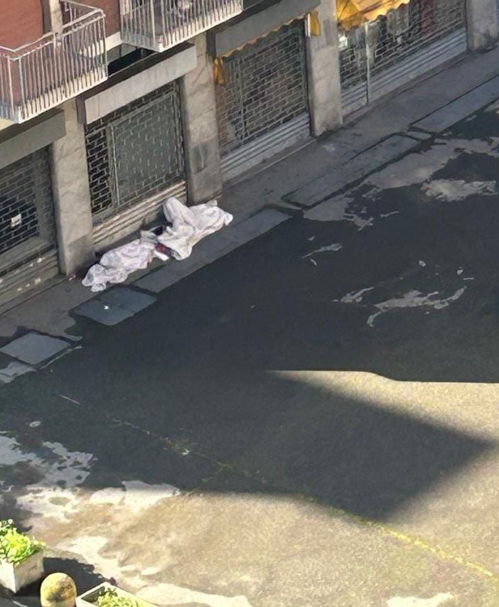 Corso Taranto invaso dal degrado: &quot;Era uno dei tratti più tranquilli di Barriera&quot;