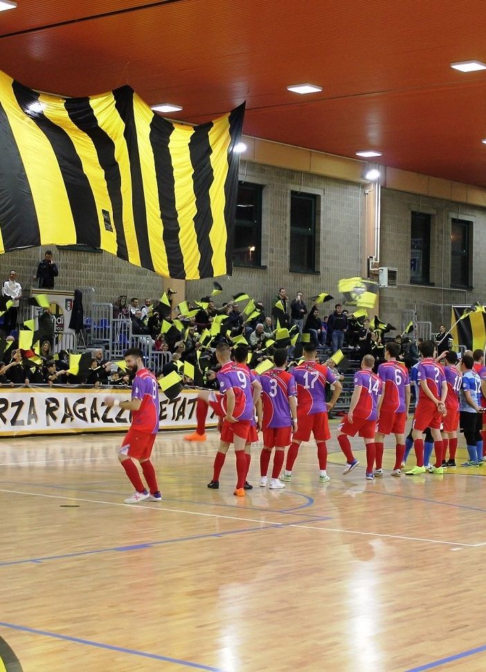 Un &quot;uragano&quot; giallonero spazza via la Rhibo Fossano:  il derby finisce 5 a 1 per l’ Elledì MyGlass Carmagnola