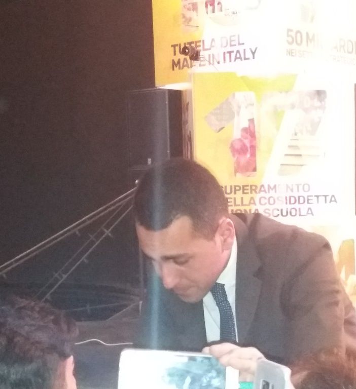 A Ivrea sfila tutto lo stato maggiore del M5S in occasione di &quot;Sum#02 - Capire il futuro&quot;