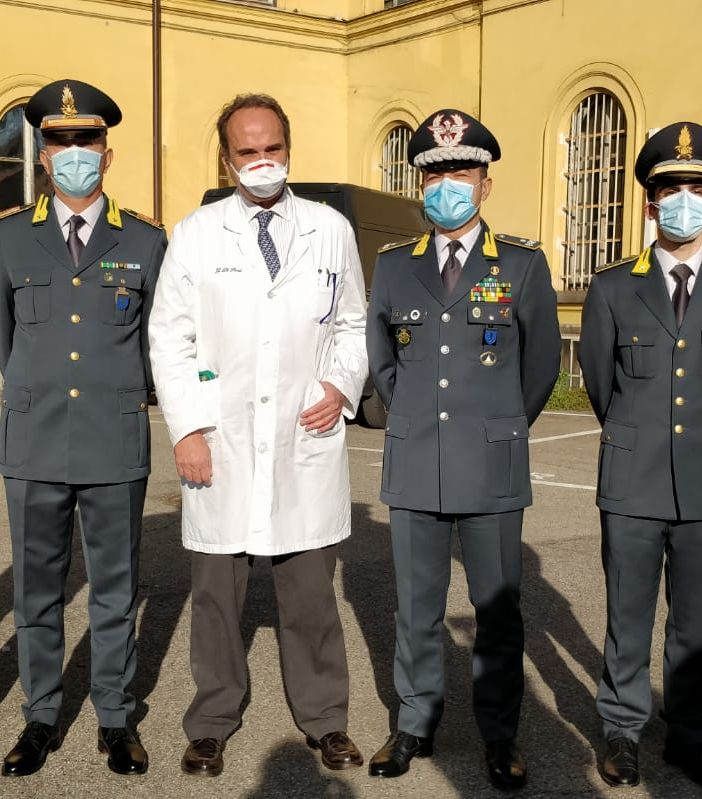 il virologo Di Perri sul vaccino anti Covid: &quot;Serve a salvaguardare l'interesse pubblico&quot;