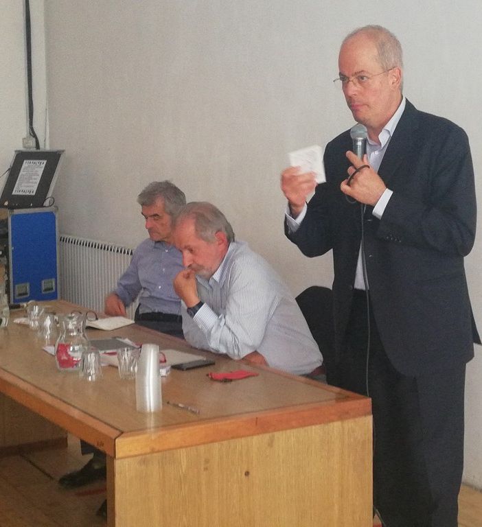 Il Pd &quot;ridotto&quot; si ritrova in via Baltea, Chiamparino: &quot;Obiettivo tornare a vincere elezioni&quot;
